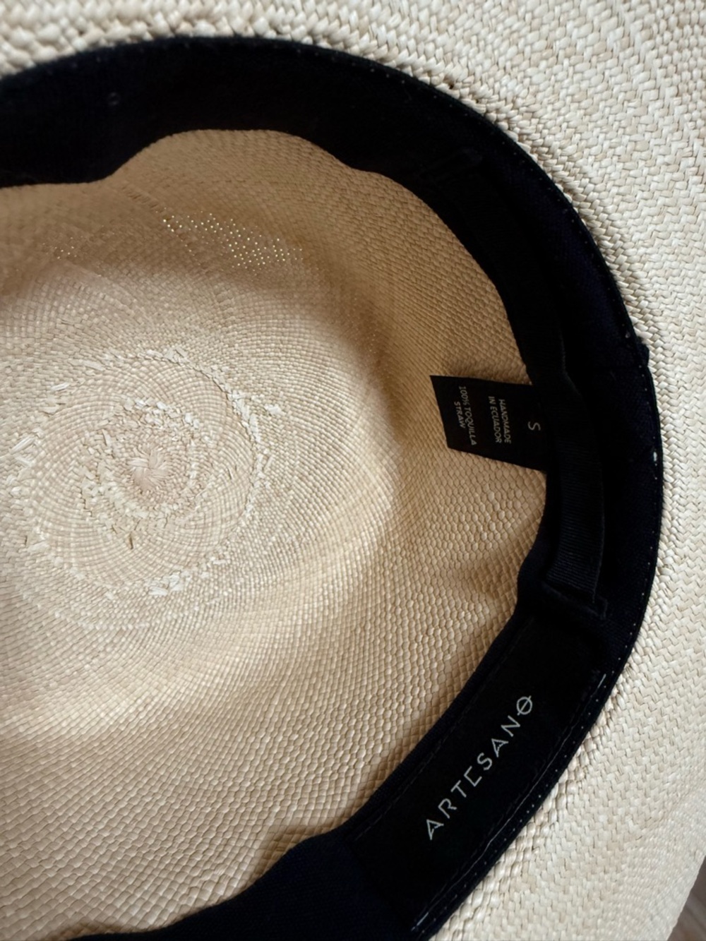 ARTESANO Tulipan Hat in Natural S NWOT - Picture 6 of 14